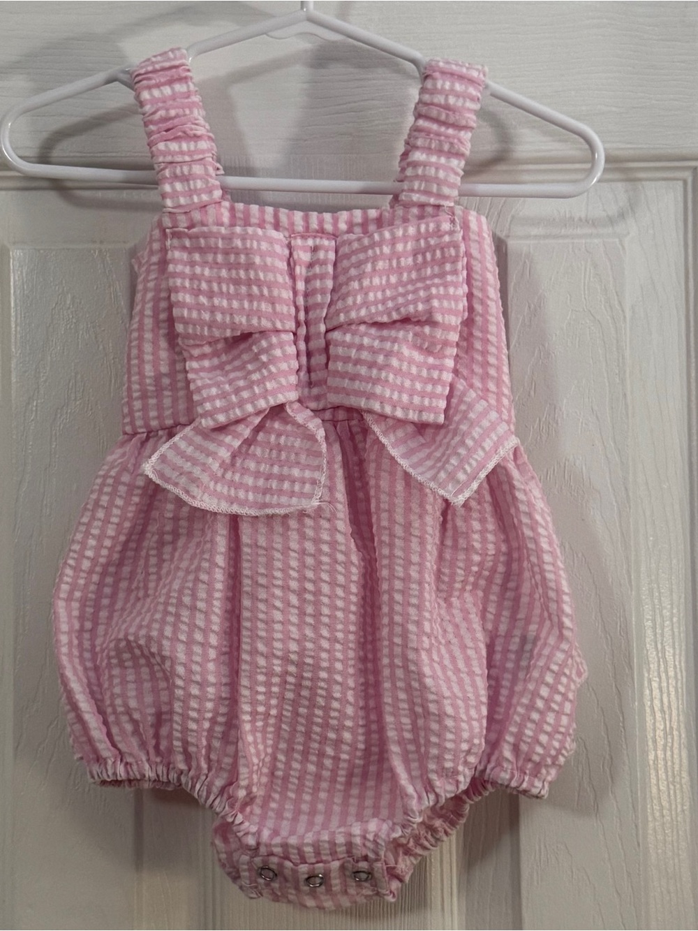 SHEIN Baby Girl Pink Seersucker Bow Bubble Romper Smocked On Back and Ruffles
